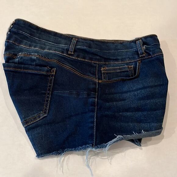 Wax Jean 2” Inseam High Rise Shorts Size S - Picture 7 of 16